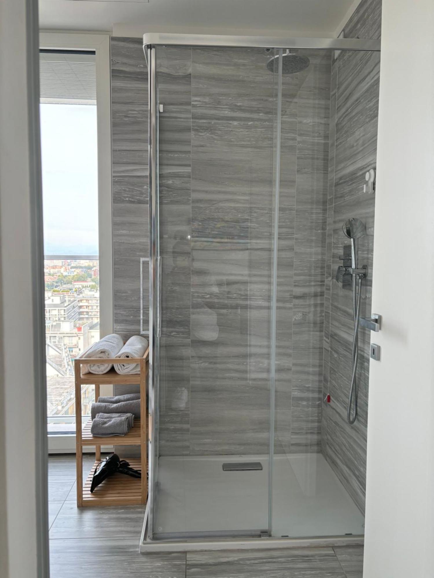 Torre Milano Skyview Suite Gym Pool & Rooftop ภายนอก รูปภาพ